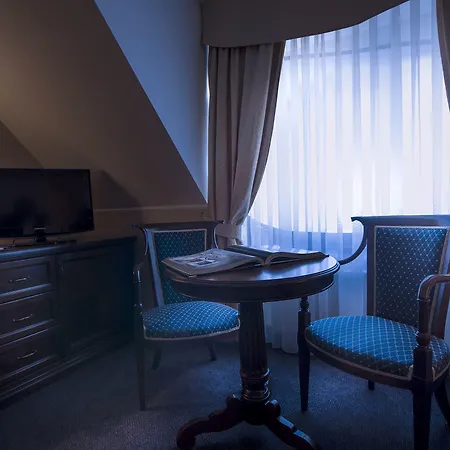 فندق Grand Sal 4*